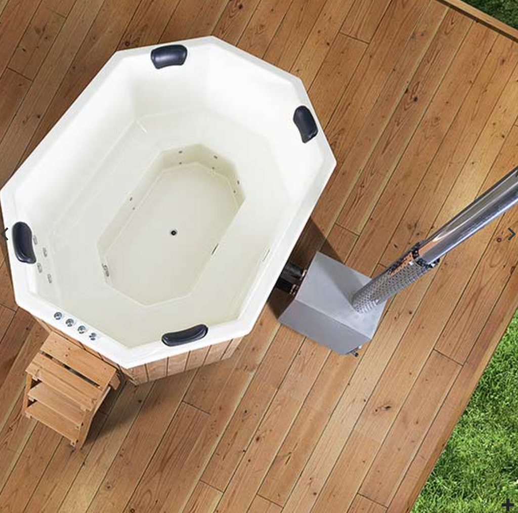 Fiberglass Hot Tub Octa For 9 persons 2,4×1,8m