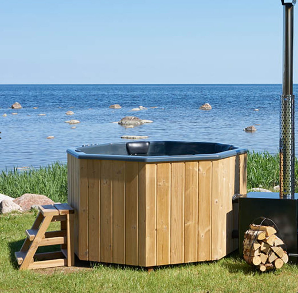 Fiberglass Hot Tub Octa For 7 persons 2,0×2,0m