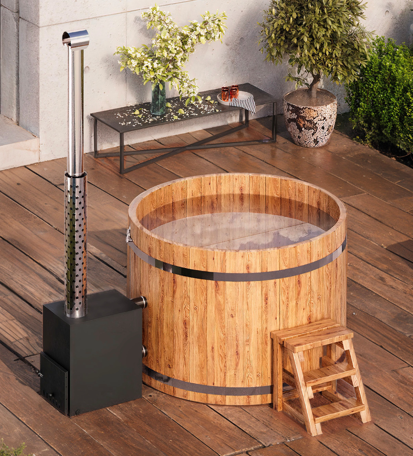 Round wooden hot tub with heater